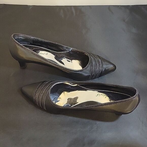 BRAND NEW EASY STREET ALIVE 5 NOBEL POINTED TOE LOW HEEL PUMPS - Picture 8 of 16